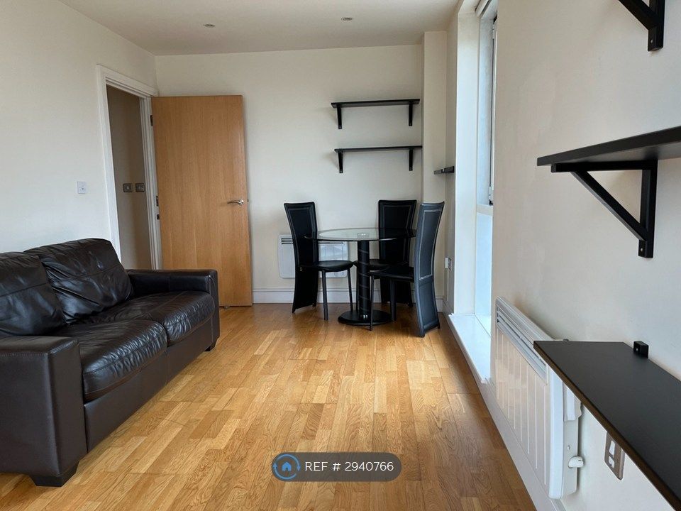 Property photo 2 of 11