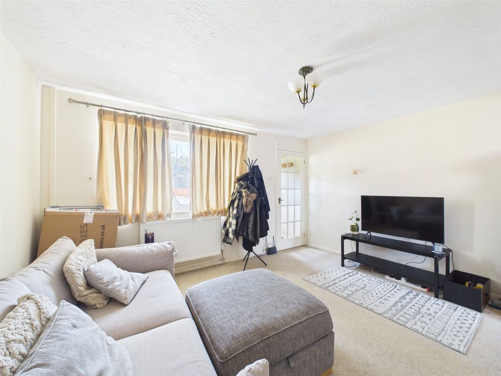 Property photo 2 of 12 Picture No. 08