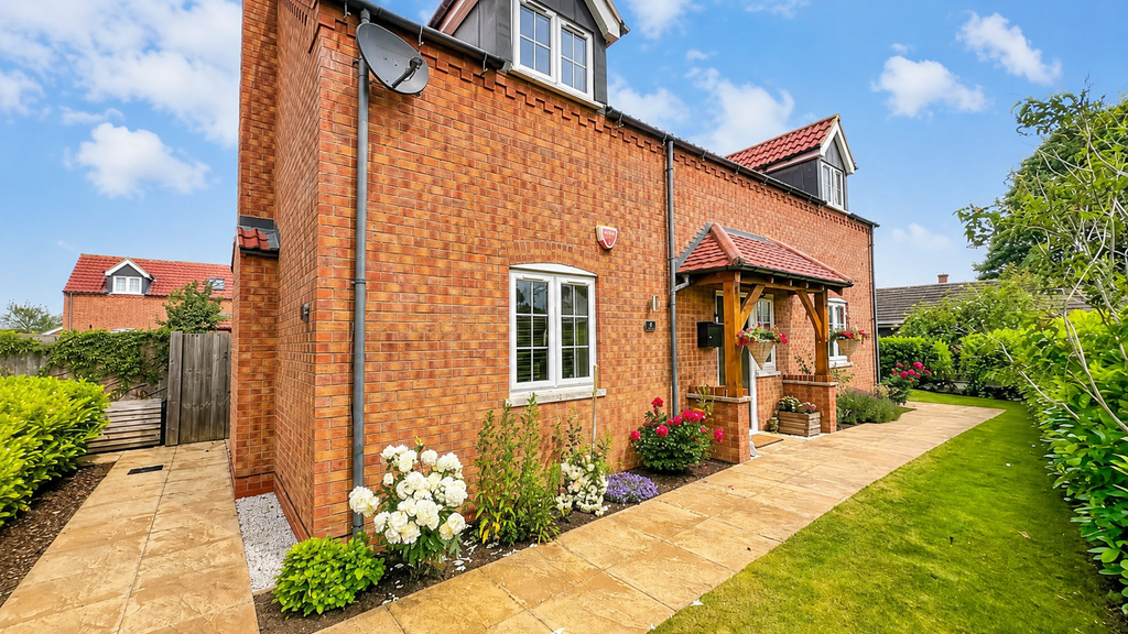 Property photo 3 of 43