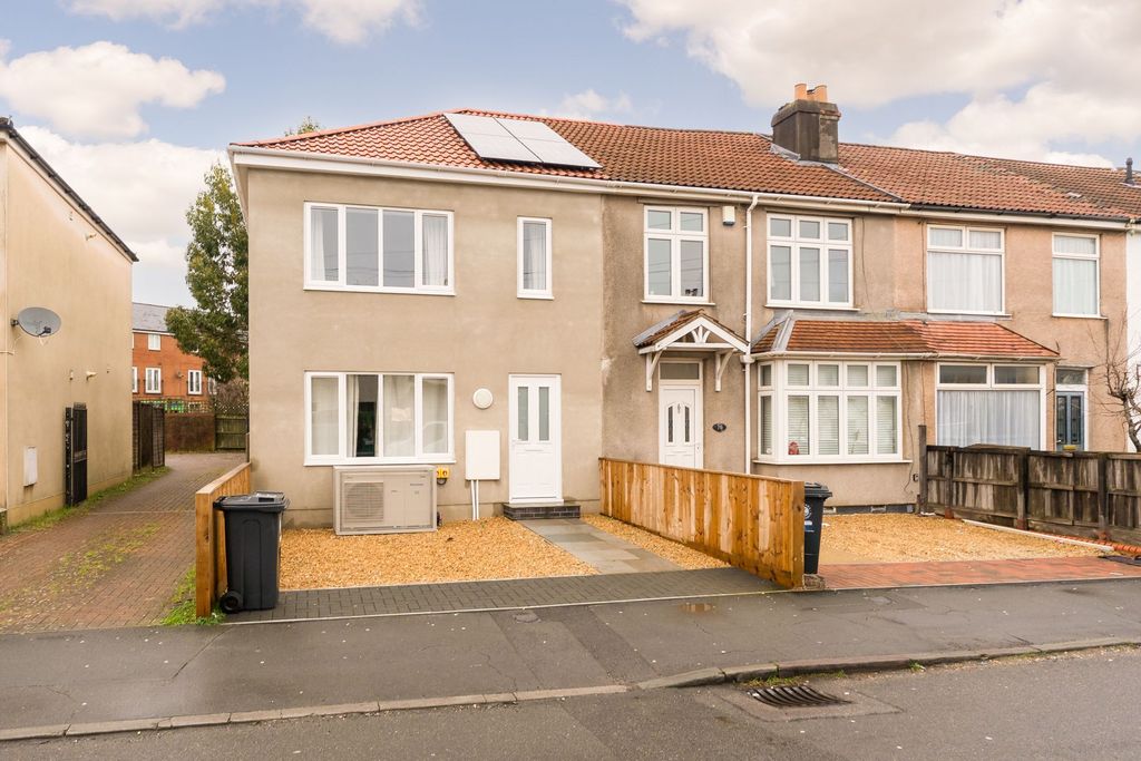 Property photo 1 of 24