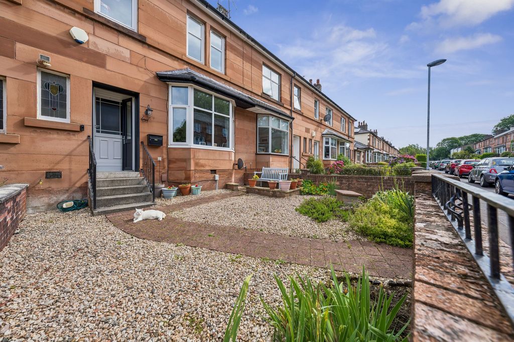 Property photo 1 of 31