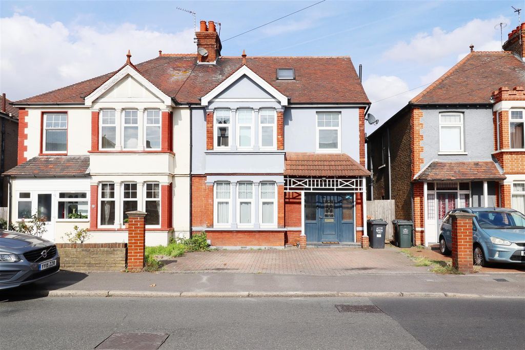 Property photo 2 of 19 Front