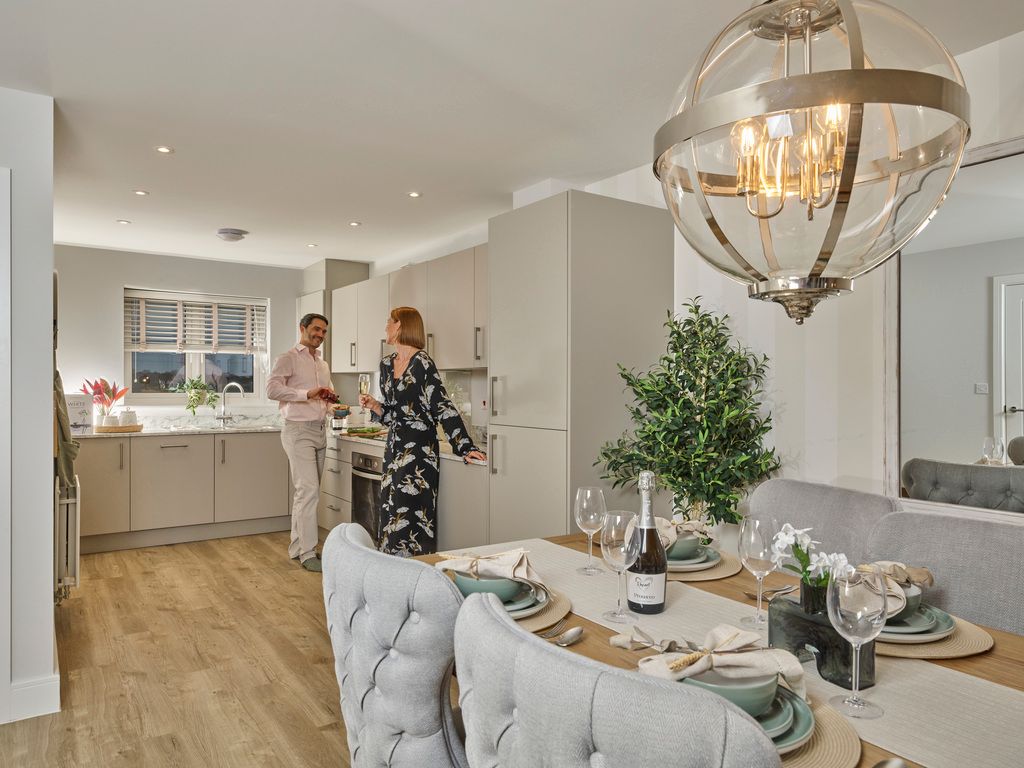 Property photo 1 of 8 242156-235