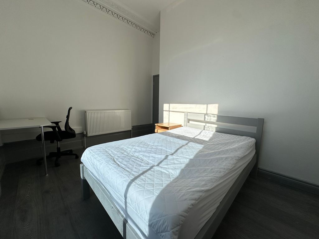 Property photo 3 of 7 Image