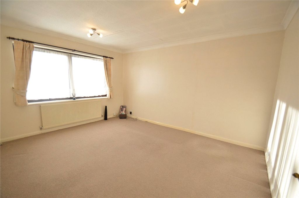 Property photo 2 of 6 Picture No. 07
