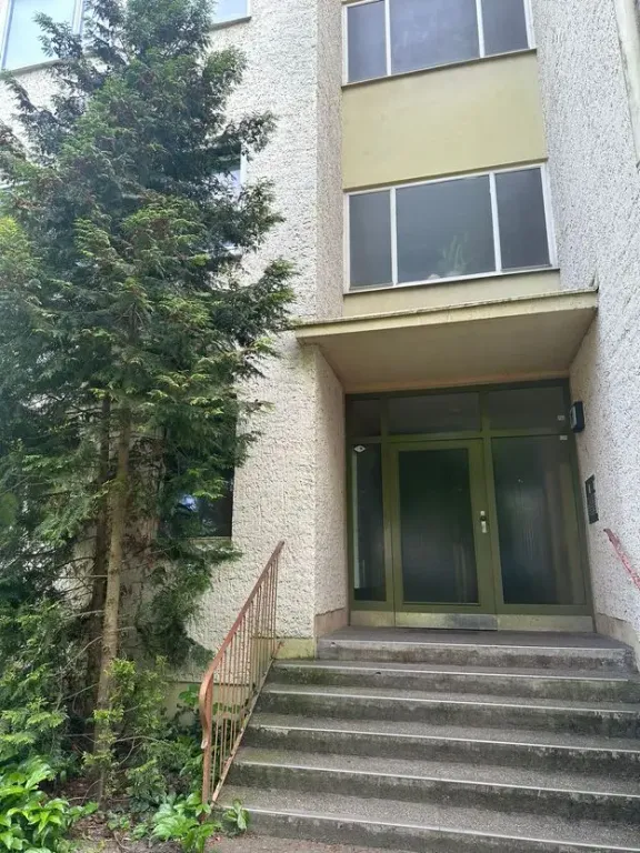 Property photo 2 of 6