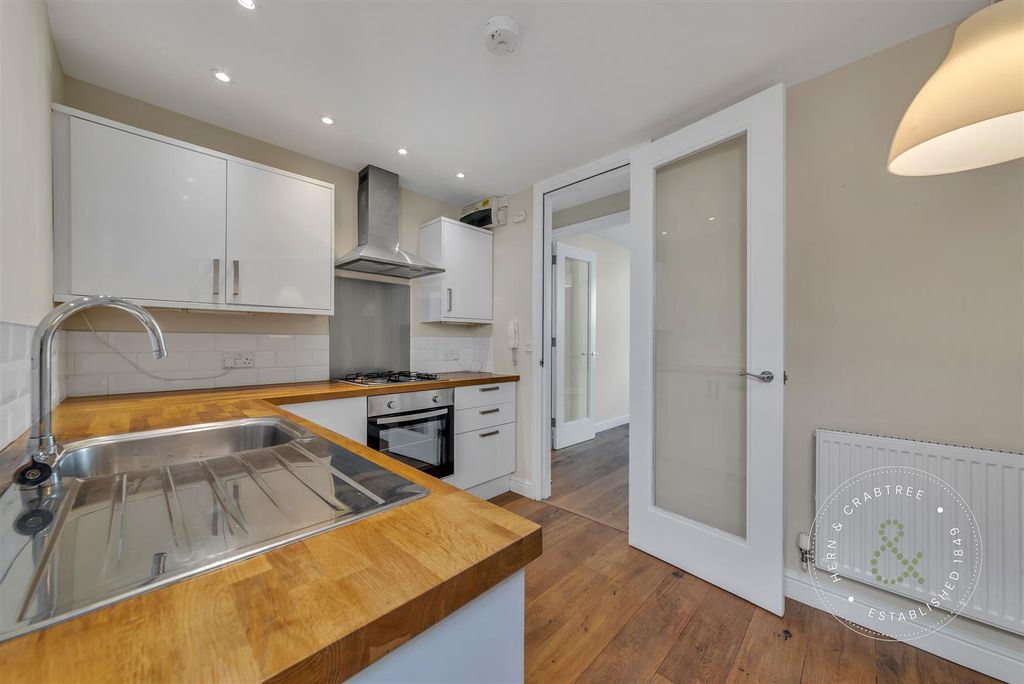 Property photo 3 of 24 Theobald-Road-23.Jpg