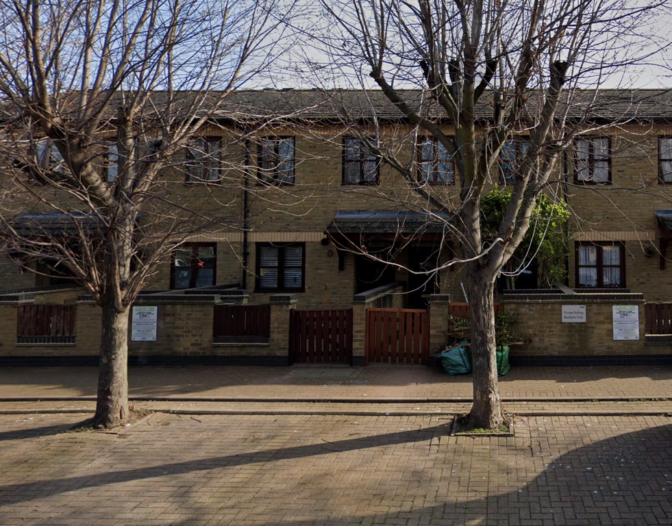 Property photo 2 of 11