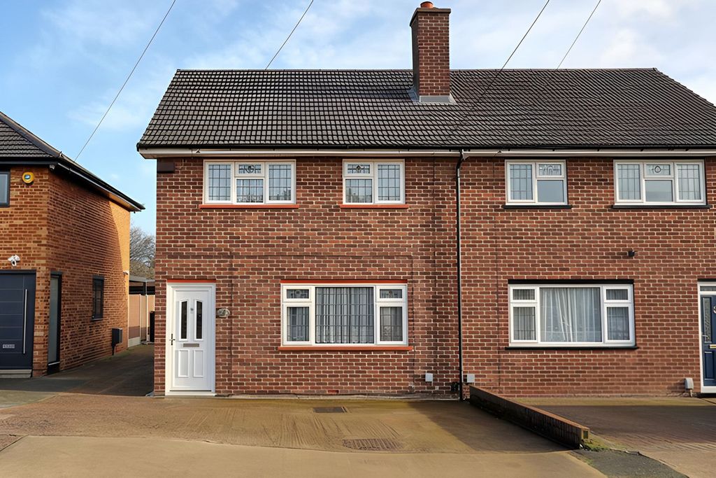 Property photo 1 of 18