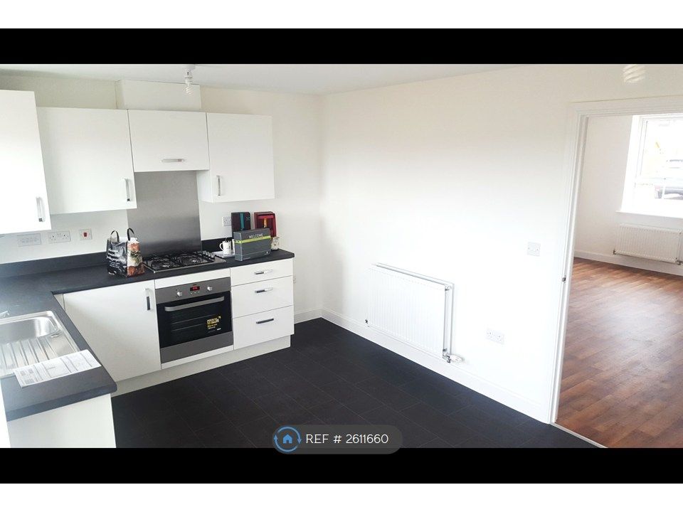 Property photo 2 of 9 Kitchen