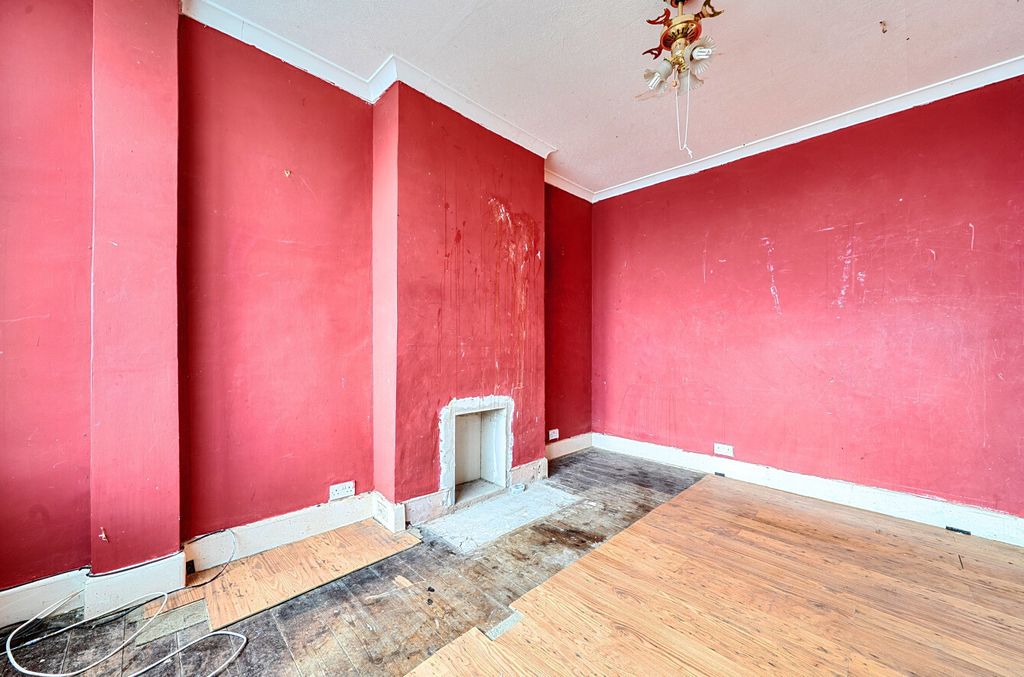 Property photo 3 of 18 1525262-10-6Ab3E8...