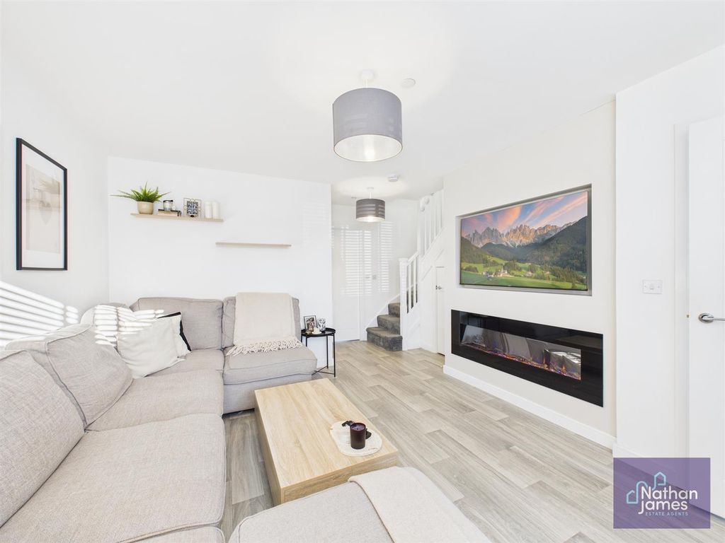 Property photo 3 of 16 Living Room