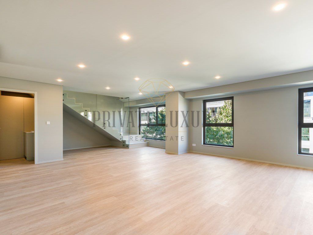 Property photo 2 of 29