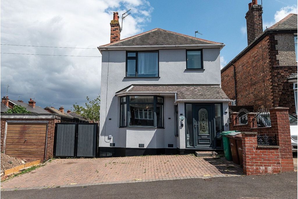 Property photo 1 of 49