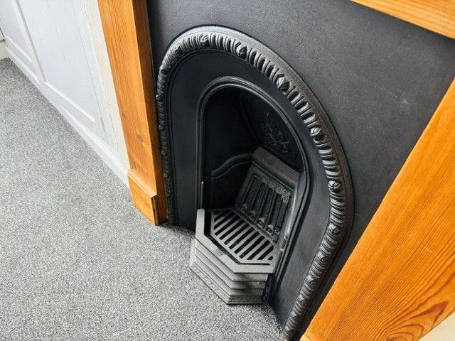 Property photo 2 of 9 Feature