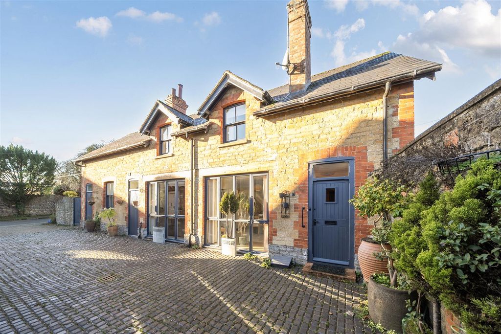 Property photo 1 of 19 Front Elevation