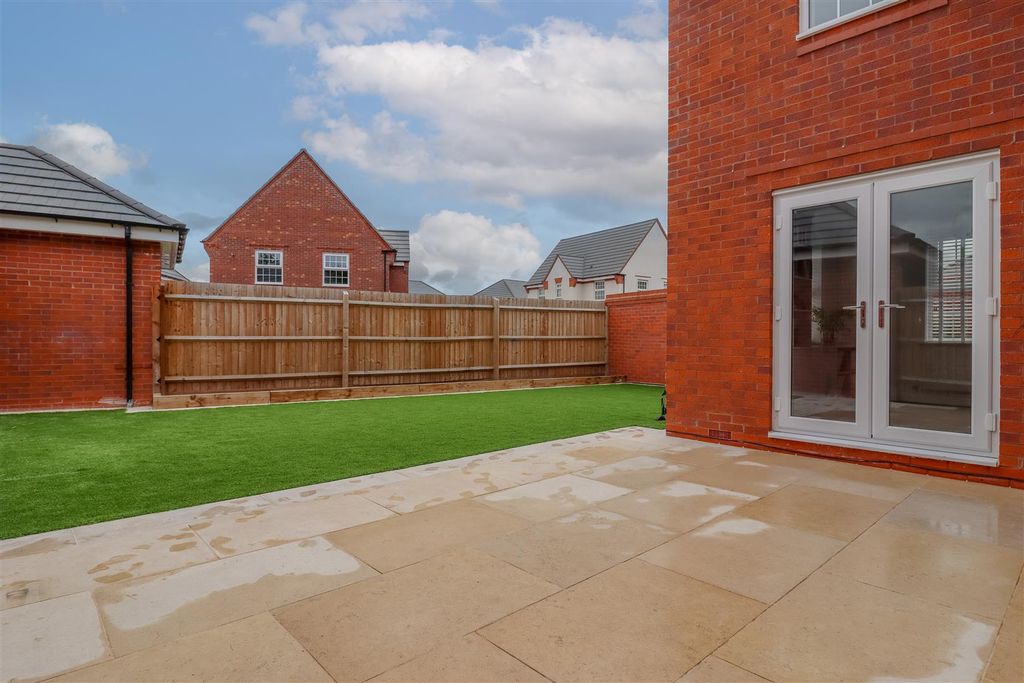 Property photo 3 of 26