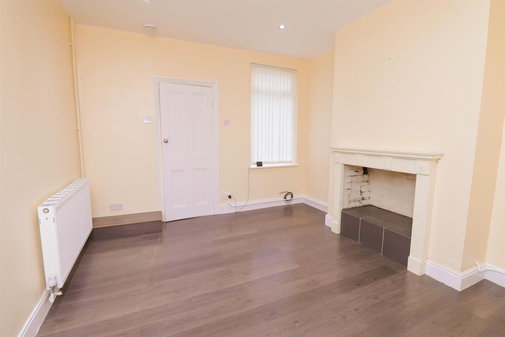 Property photo 3 of 9 Img_8264 (1).Jpg