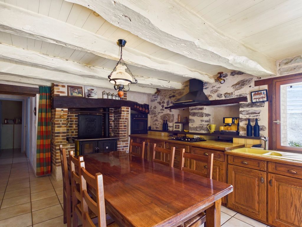 Property photo 3 of 15 F6Bd7Ae973Fd342121601d2d45Dd9499_0E6Fb4E5F3_2000-Original