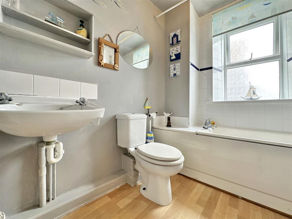 Additional image 9 of 3 bed semi-detached house for saleStation Hill, Brixham TQ5