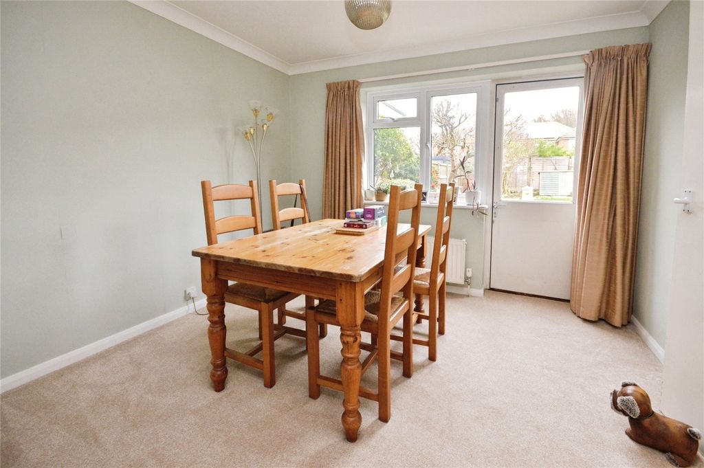 Property photo 3 of 21 Picture No. 09