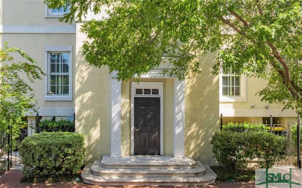 Property photo 1 of 31