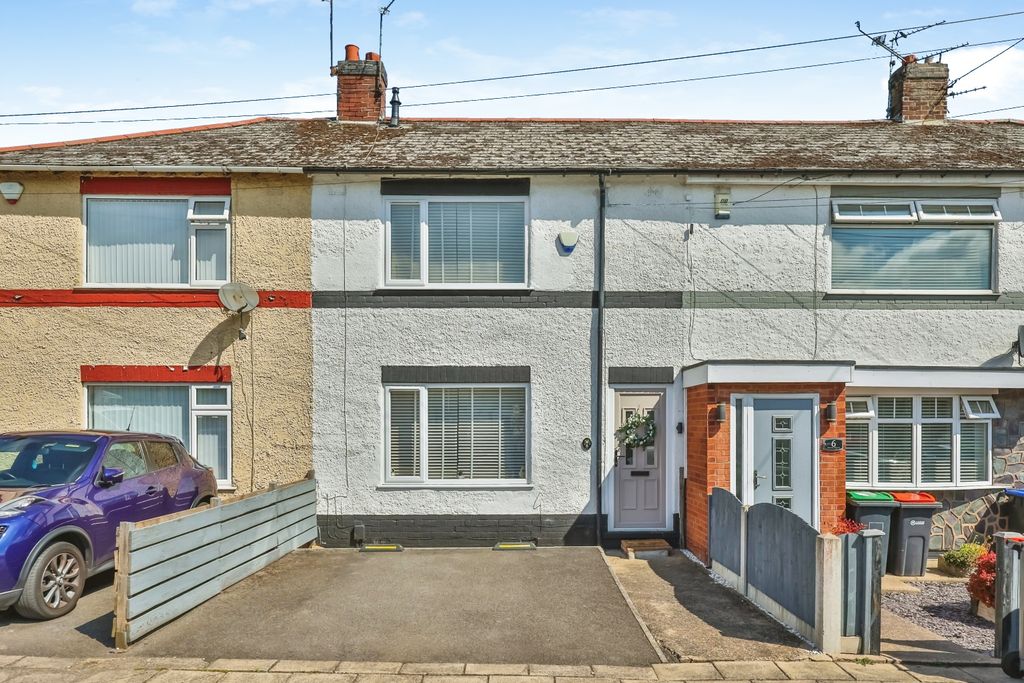 Property photo 1 of 15