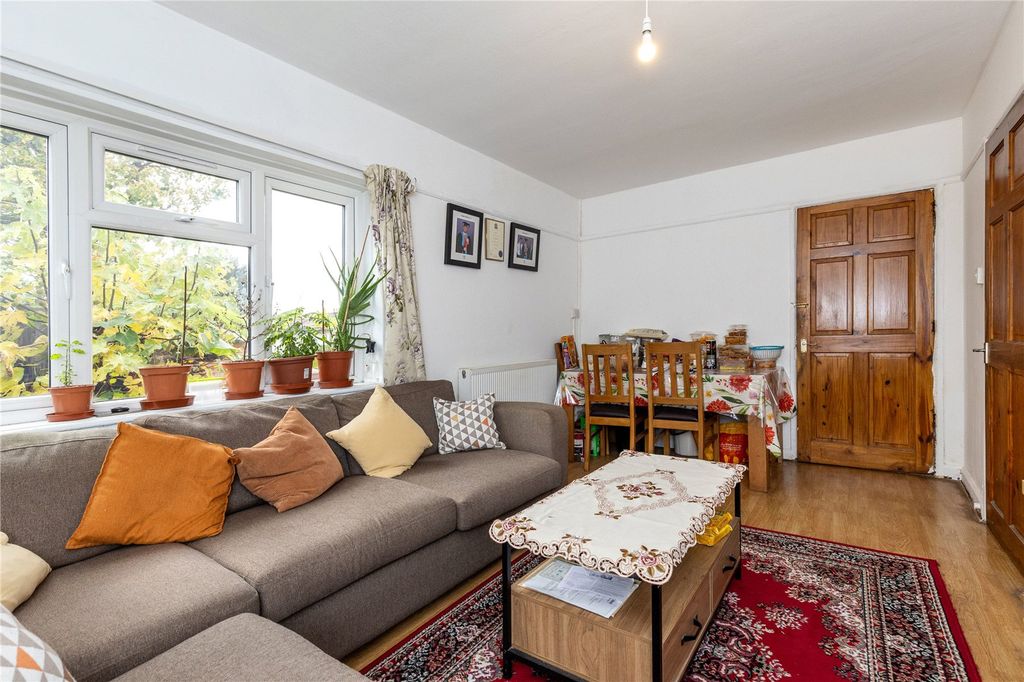 Property photo 3 of 14 Picture No. 11