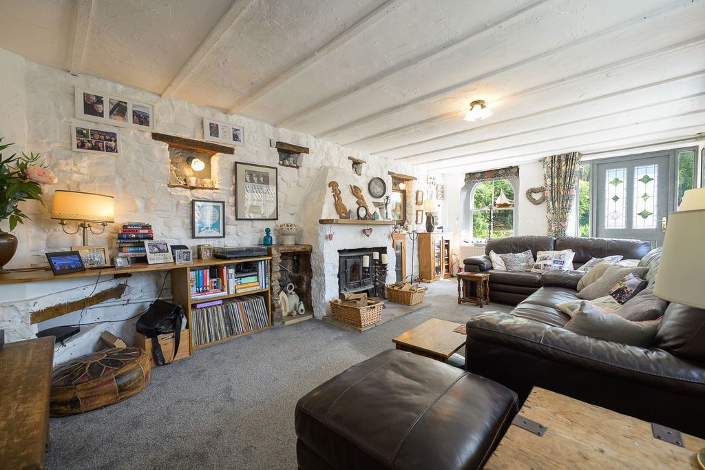 Property photo 3 of 29