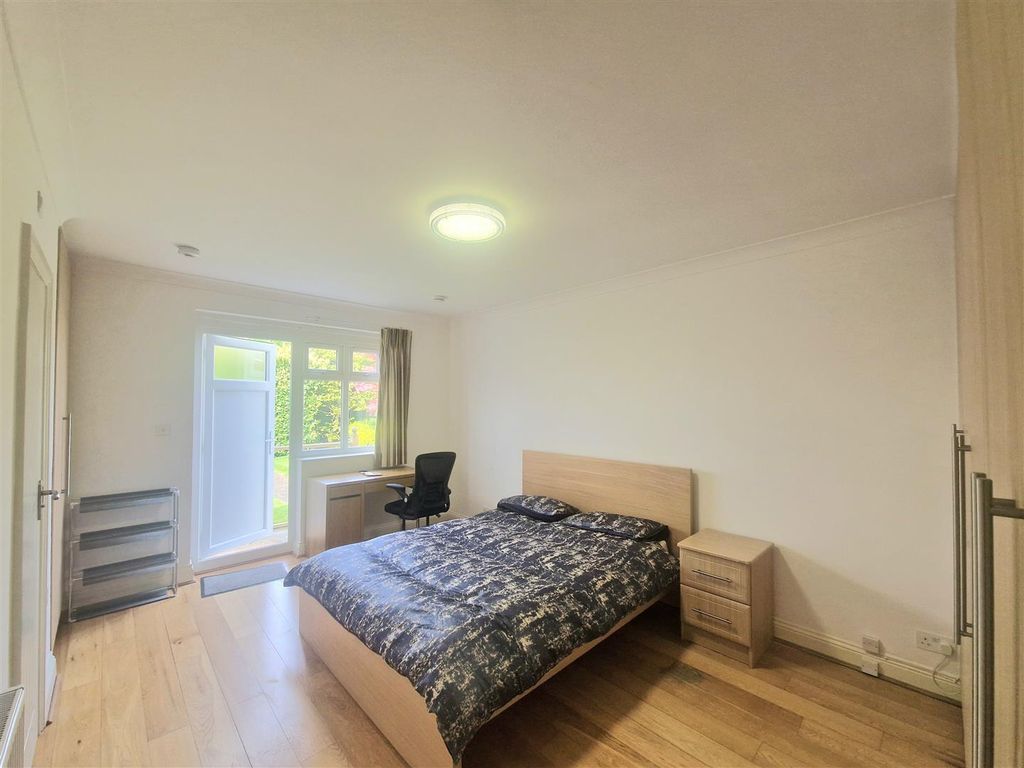 Property photo 2 of 6 20260410_103107.Jpg