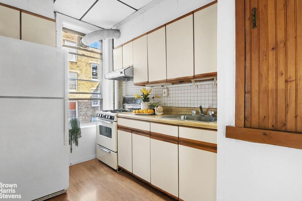 Property photo 3 of 8 <Alttext/>