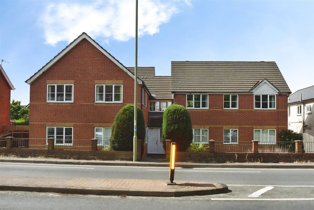 Property photo 1 of 11 62818B01-Hc 20Front.Jpg