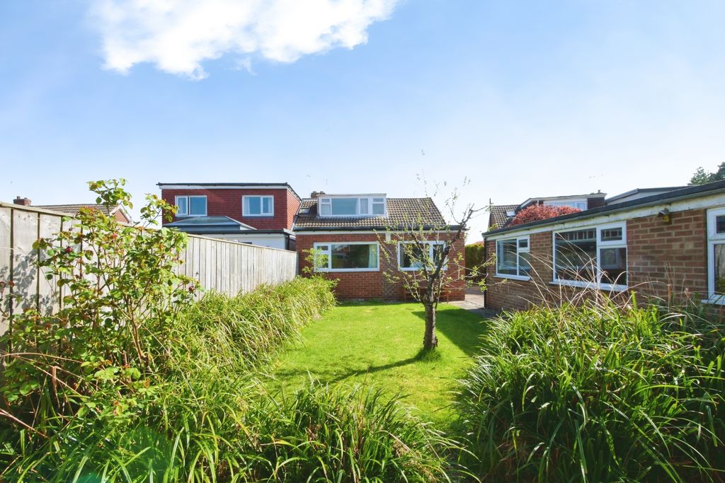 Property photo 2 of 20 Pnmb0143