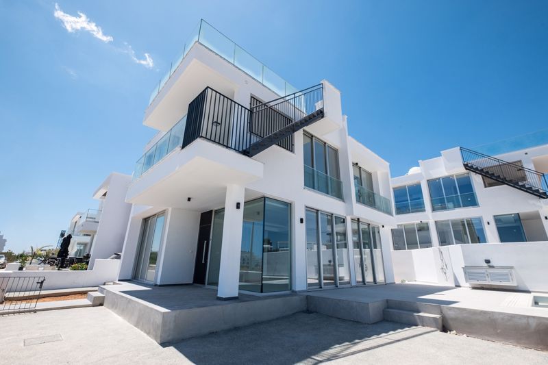 Property photo 1 of 18 Type B Villa