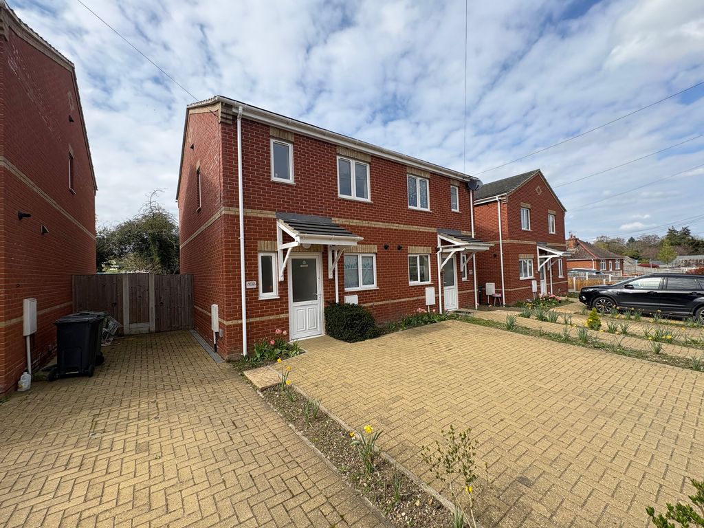 Property photo 1 of 9 View