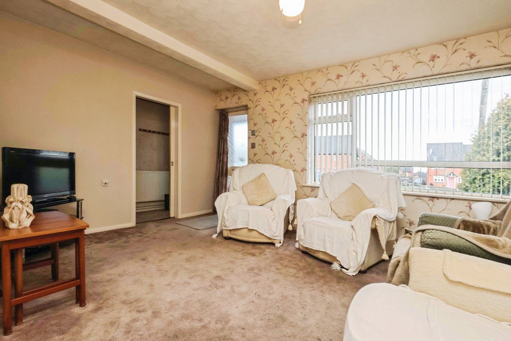 Property photo 2 of 19 24Thelimeskempseyworcesterwr53lg-10