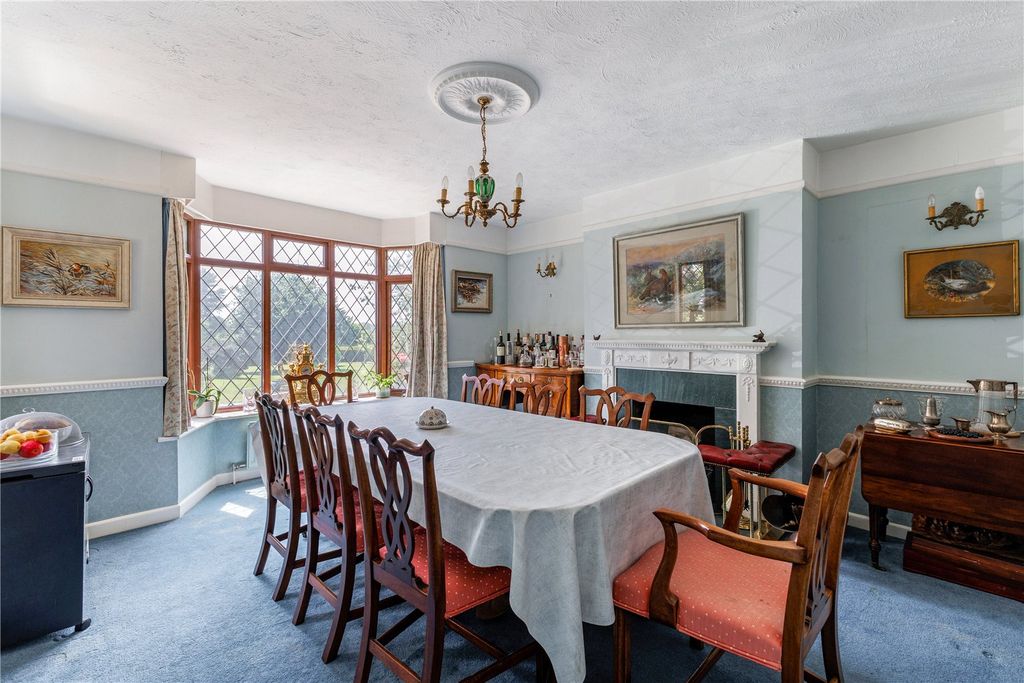 Property photo 3 of 21 Dining Room