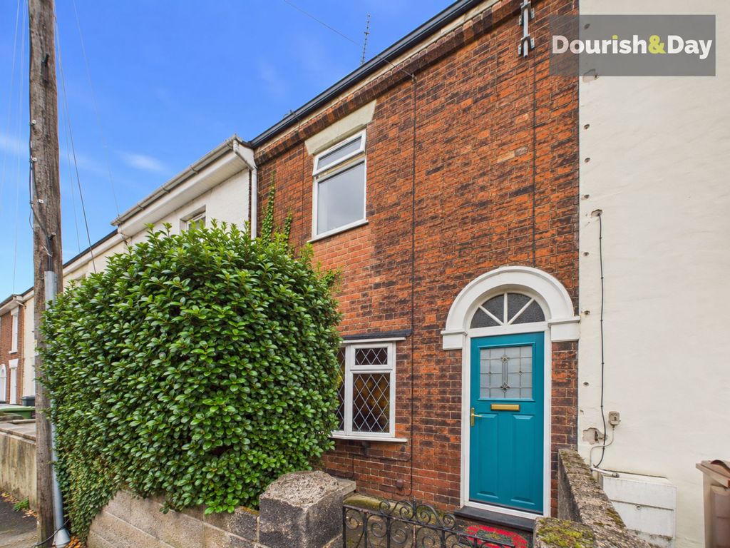 Property photo 1 of 18