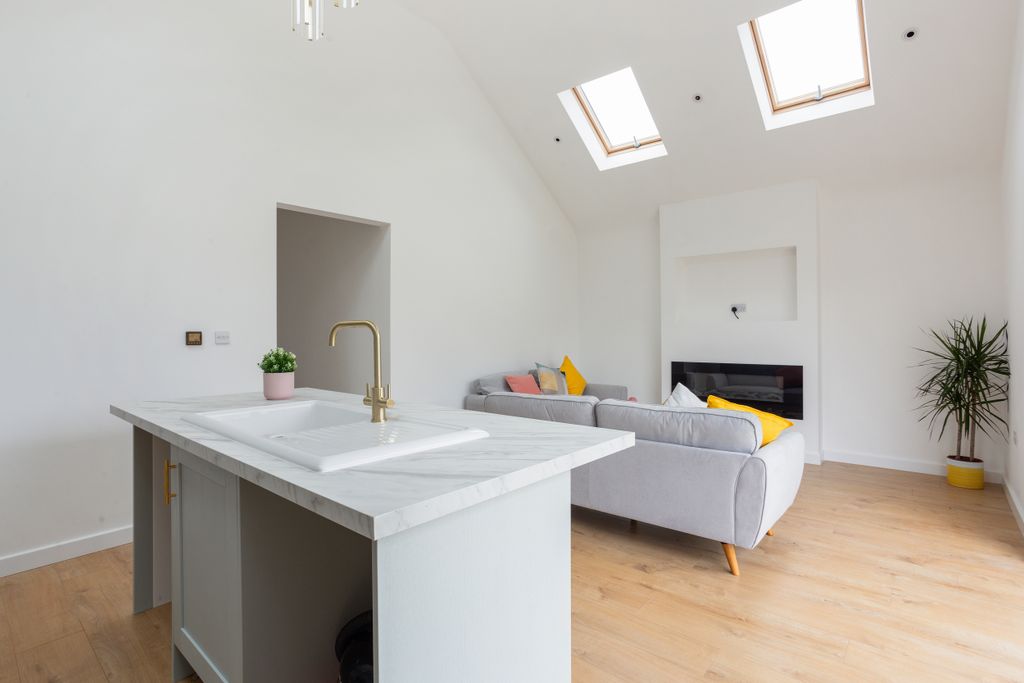Property photo 3 of 10 Open Plan