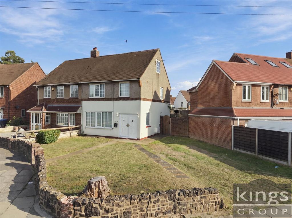 Property photo 1 of 32