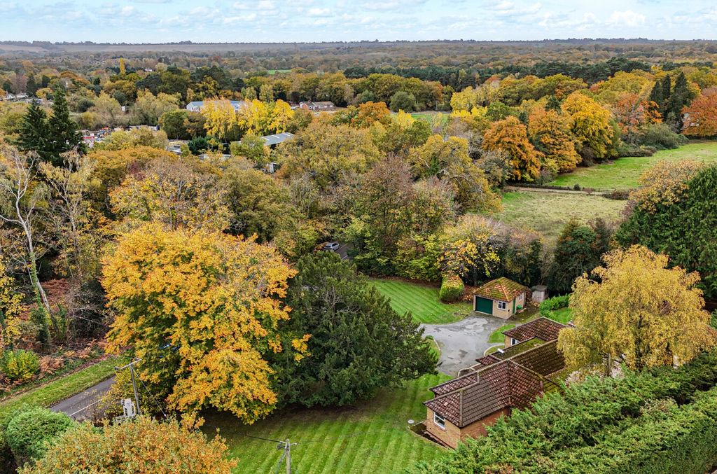 Property photo 2 of 28 3-6908F6A619A55-1...