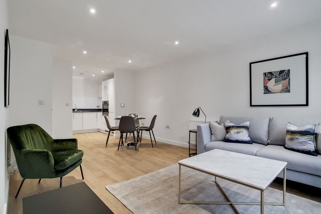 Property photo 2 of 11 5_Kitchen_Recepti...