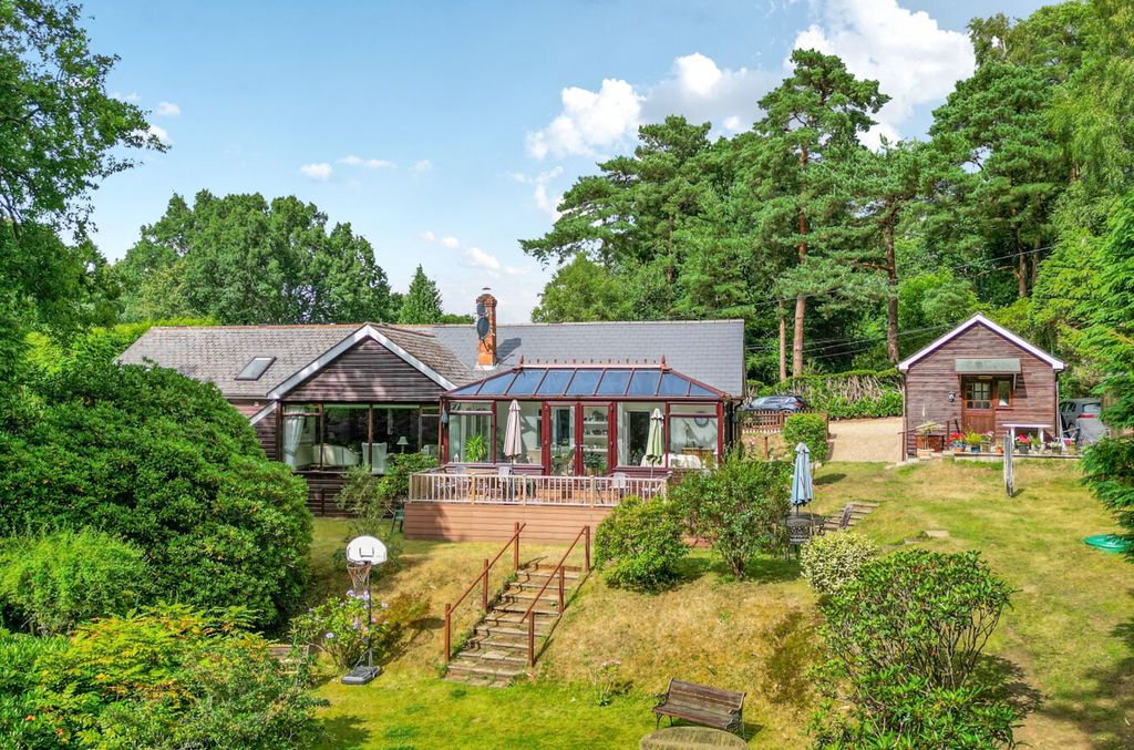 Property photo 1 of 30