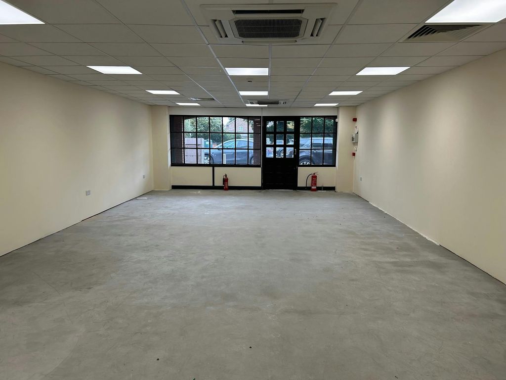 Property photo 3 of 11 4.Jpg