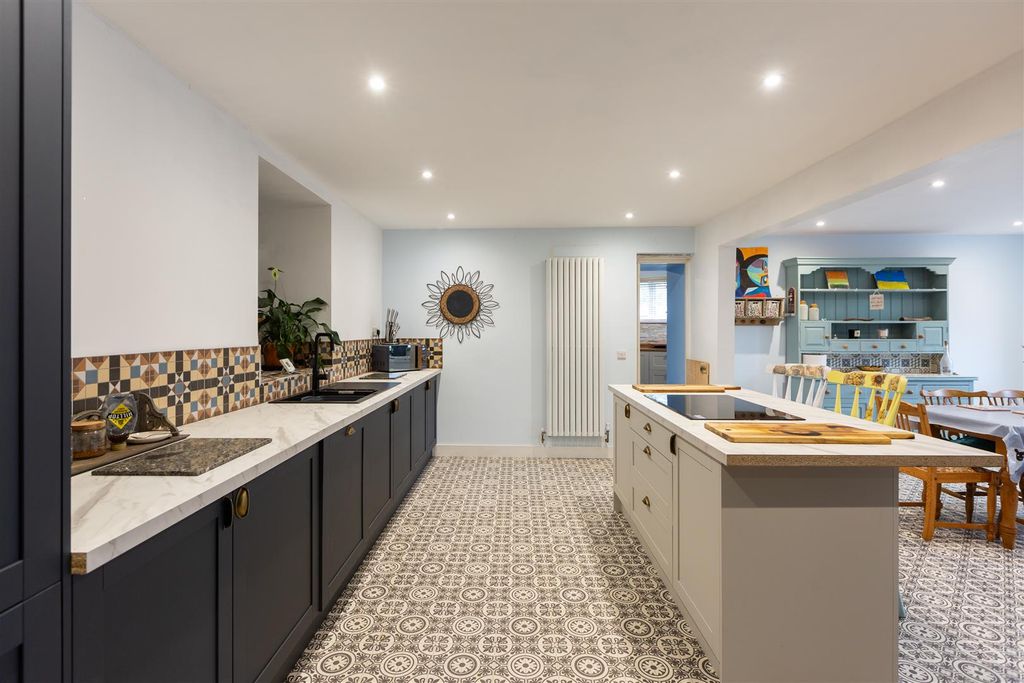 Property photo 3 of 34 Cz0A9089.Jpg