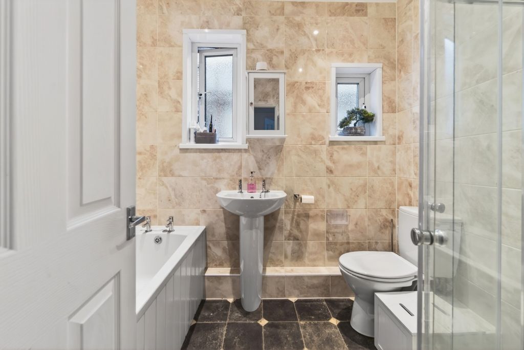 Additional image 7 of 3 bed semi-detached house for saleClaremont Avenue, Rumney CF3
