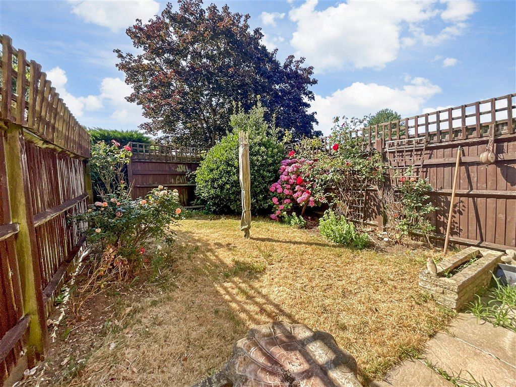 Property photo 1 of 7 Rear Garden