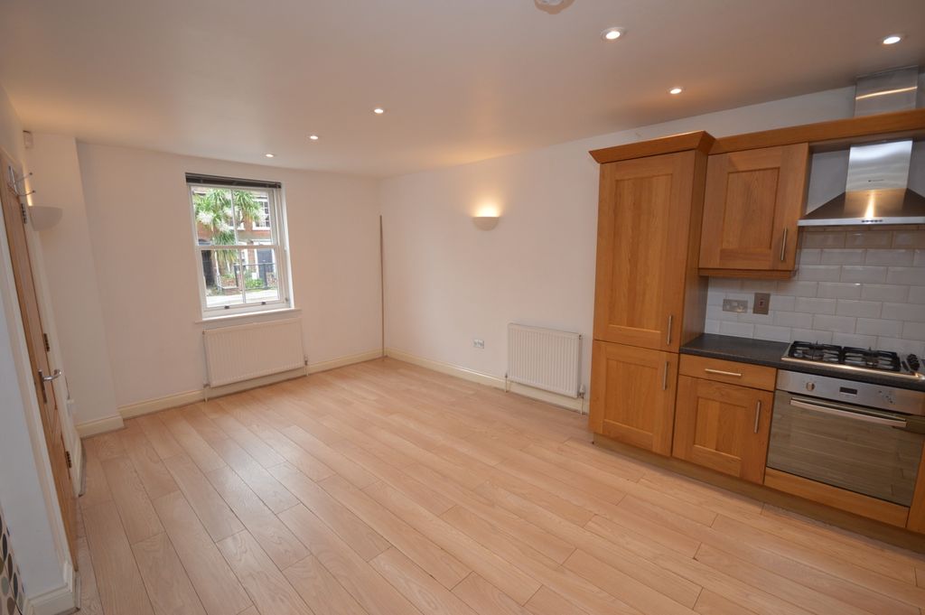 Property photo 2 of 13 Dsc_0006