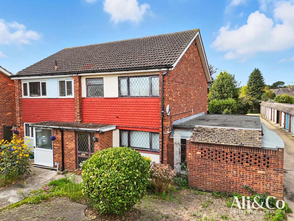 Property photo 2 of 24