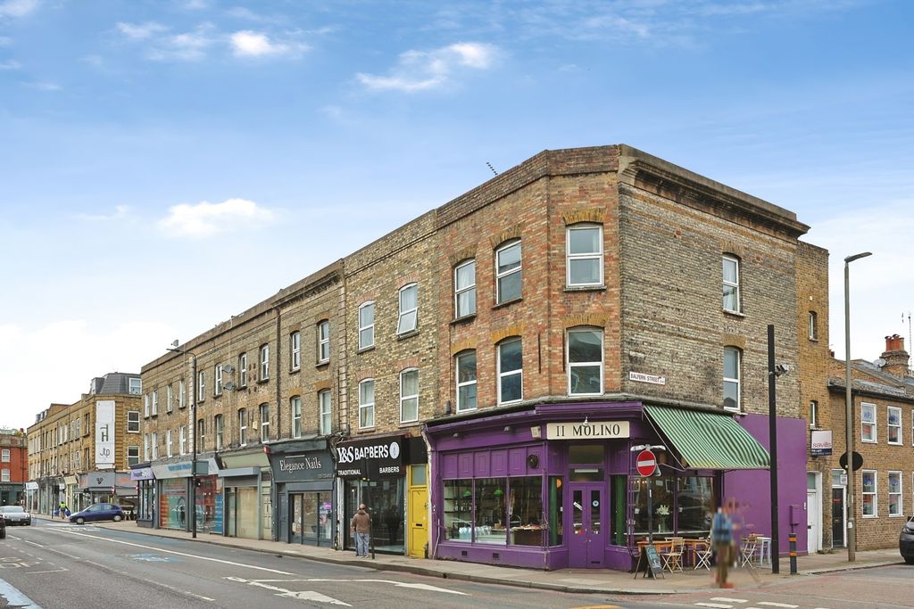 Property photo 2 of 20 Pbox-Img.Jpg